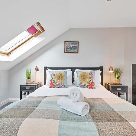 Villa Belle Vue Sea View à Hove Extérieur photo