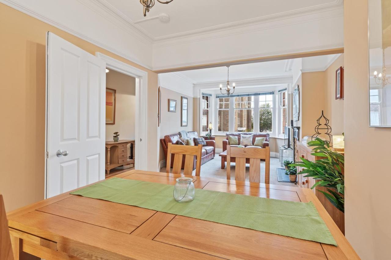 Villa Belle Vue Sea View à Hove Extérieur photo