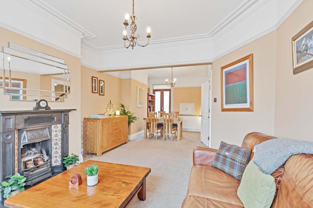 Villa Belle Vue Sea View à Hove Extérieur photo